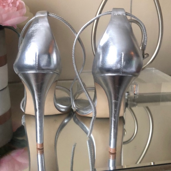 STEVE MADDEN rhinestone silver heels - Picture 4 of 7